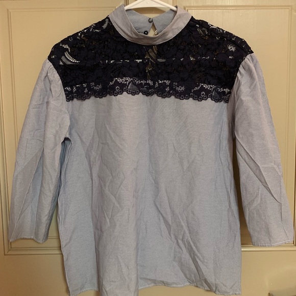 Stripe Lace blouse - Picture 1 of 1